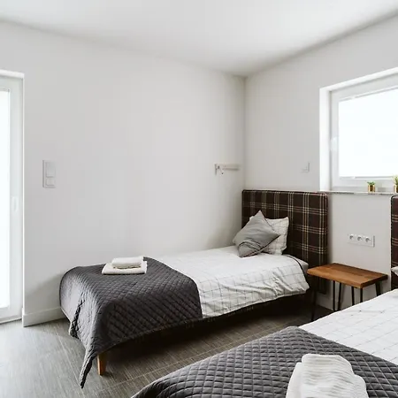 Apartment Rentes 15 *