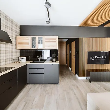 Apartment Rentes 15 *
